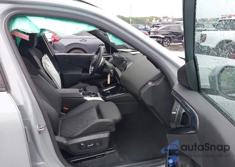 2025 BMW X3 30 xDrive z USA, uszkodzony, nr VIN 5UX53GP03S9Y68602